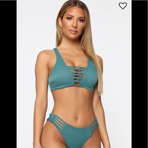 FASHION NOVA DON’T SPLASH LACE UP BIKINI